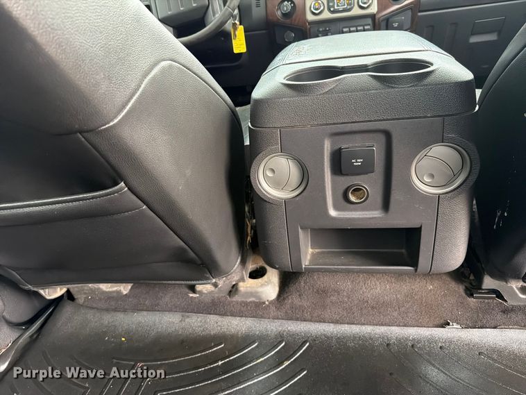 image for item EX2573 2014 Ford F250 Super Duty Crew Cab pickup truck