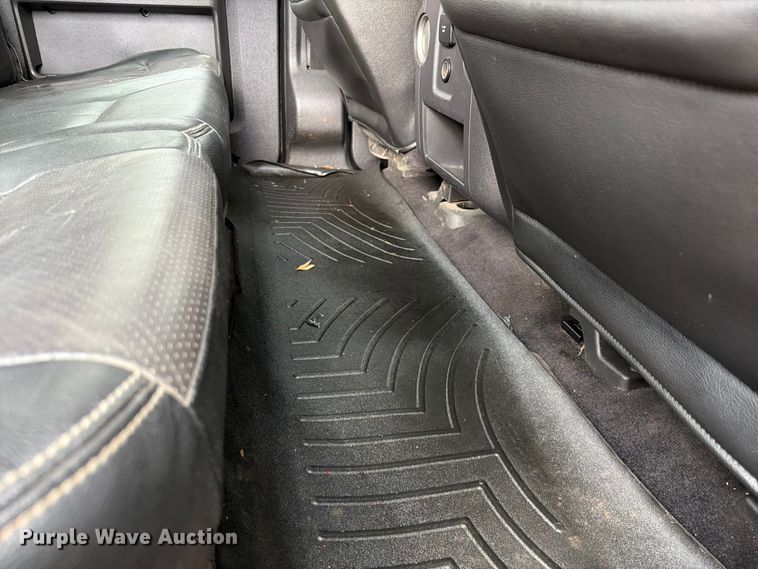 image for item EX2573 2014 Ford F250 Super Duty Crew Cab pickup truck