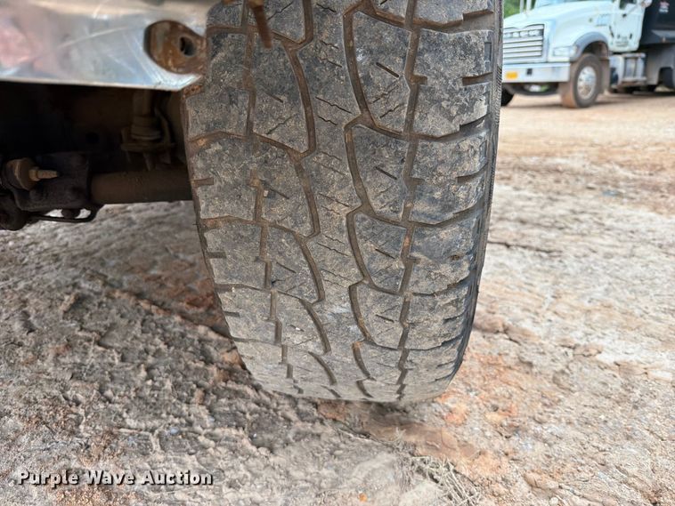 image for item EX2573 2014 Ford F250 Super Duty Crew Cab pickup truck