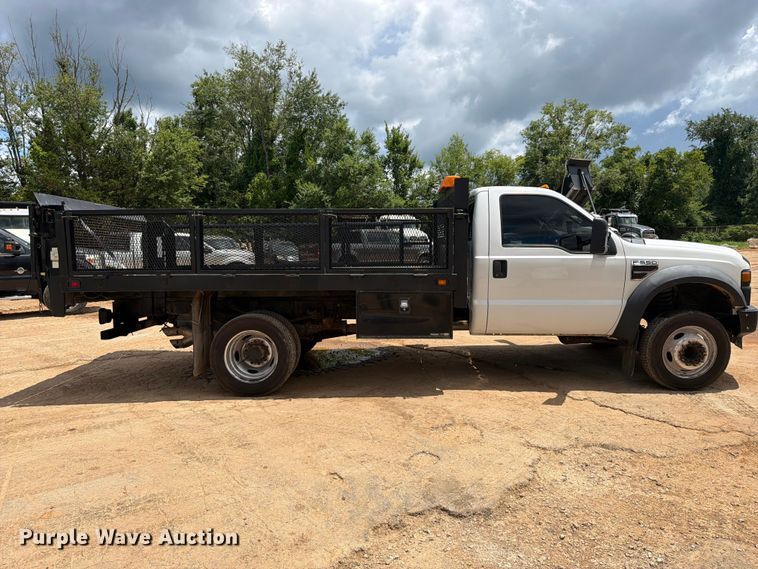 image for item EX2574 2010 Ford F-550 flatbed truck