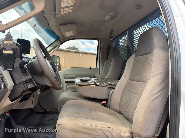image for item EX2574 2010 Ford F-550 flatbed truck