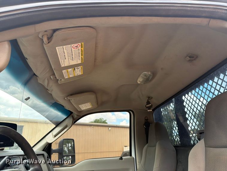 image for item EX2574 2010 Ford F-550 flatbed truck