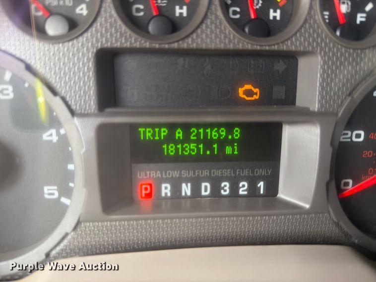 image for item EX2574 2010 Ford F-550 flatbed truck