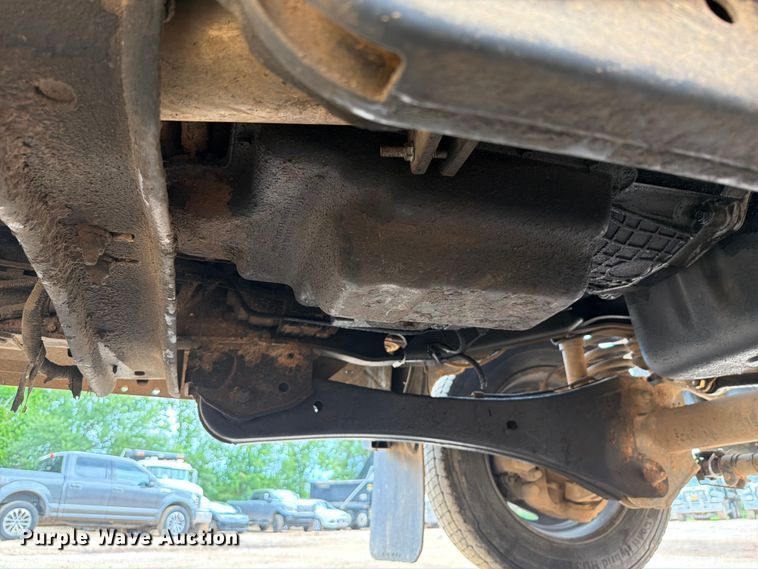 image for item EX2574 2010 Ford F-550 flatbed truck