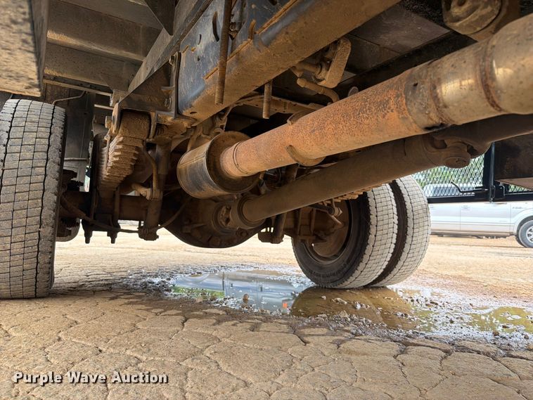 image for item EX2574 2010 Ford F-550 flatbed truck