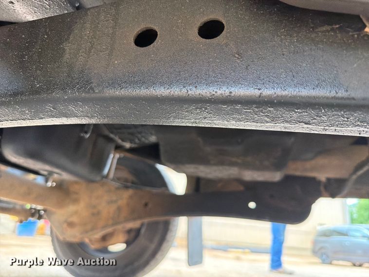 image for item EX2574 2010 Ford F-550 flatbed truck