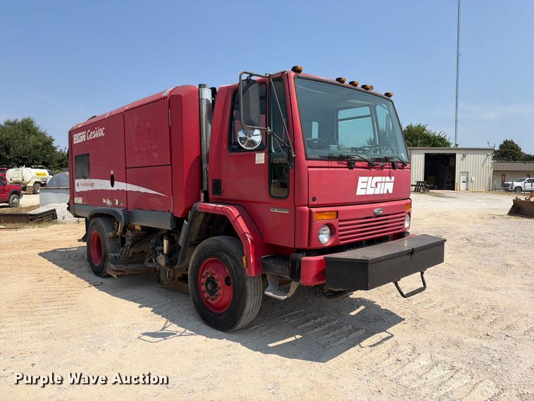 image for item EX2575 2002 Sterling Truck SC8000 street sweeper truck