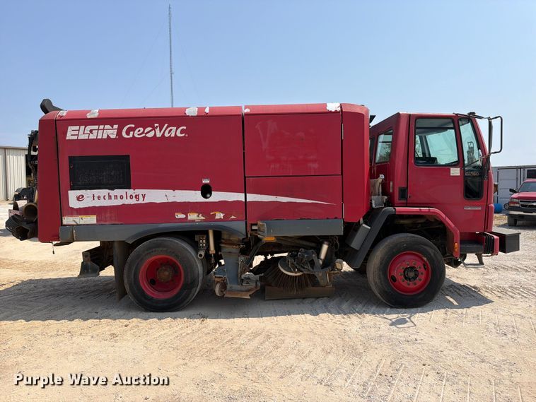 image for item EX2575 2002 Sterling Truck SC8000 street sweeper truck
