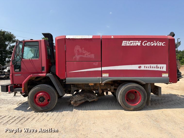 image for item EX2575 2002 Sterling Truck SC8000 street sweeper truck