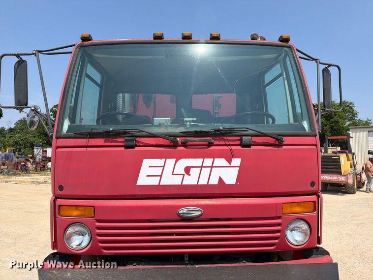 image for item EX2575 2002 Sterling Truck SC8000 street sweeper truck