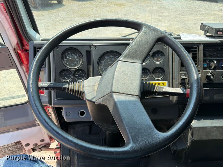 image for item EX2575 2002 Sterling Truck SC8000 street sweeper truck