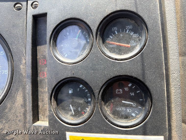 image for item EX2575 2002 Sterling Truck SC8000 street sweeper truck