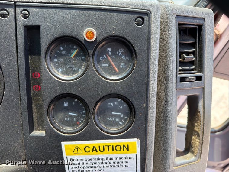 image for item EX2575 2002 Sterling Truck SC8000 street sweeper truck