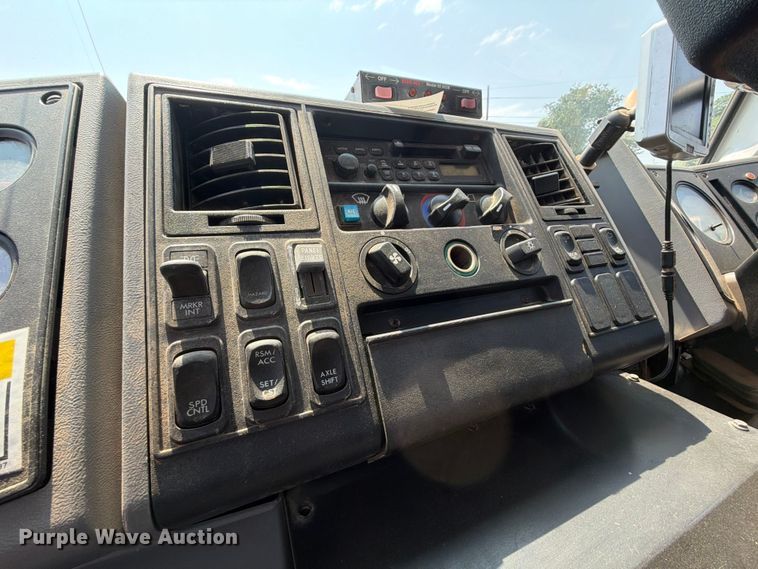 image for item EX2575 2002 Sterling Truck SC8000 street sweeper truck