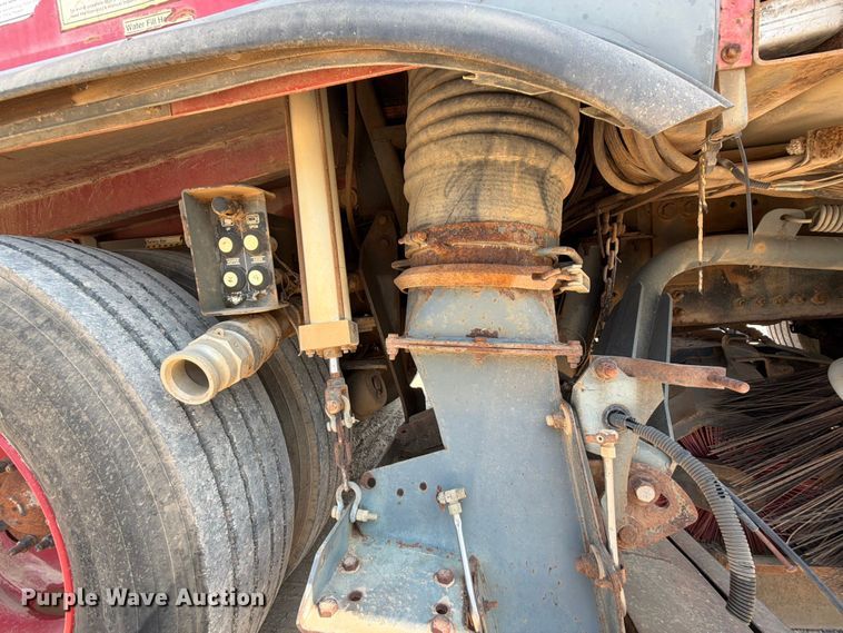 image for item EX2575 2002 Sterling Truck SC8000 street sweeper truck