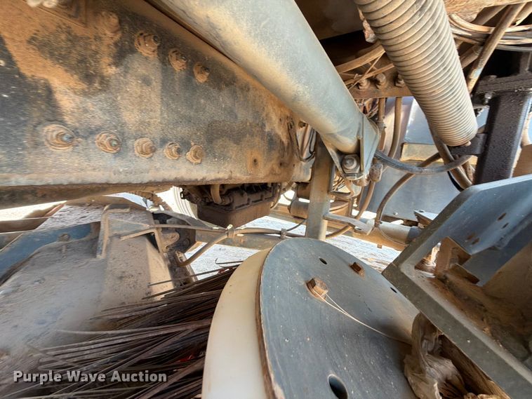 image for item EX2575 2002 Sterling Truck SC8000 street sweeper truck