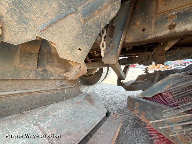 image for item EX2575 2002 Sterling Truck SC8000 street sweeper truck