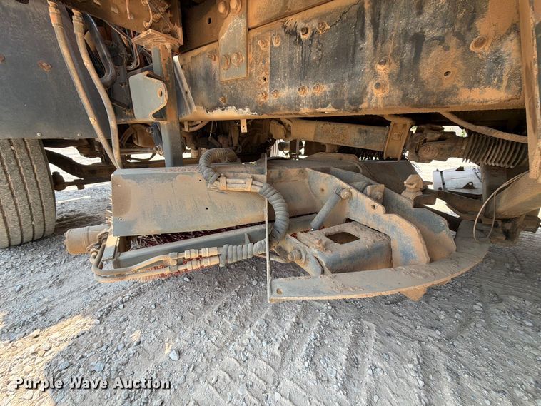 image for item EX2575 2002 Sterling Truck SC8000 street sweeper truck
