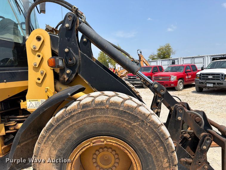 image for item EX2576 2004 Caterpillar IT28G wheel loader