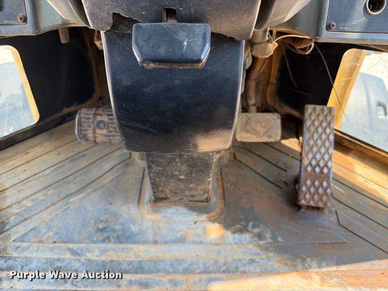 image for item EX2576 2004 Caterpillar IT28G wheel loader
