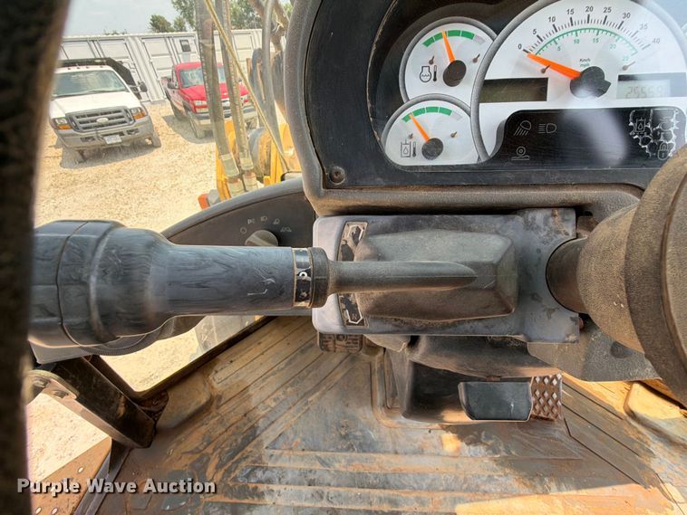 image for item EX2576 2004 Caterpillar IT28G wheel loader