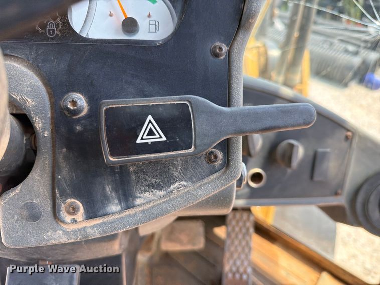 image for item EX2576 2004 Caterpillar IT28G wheel loader