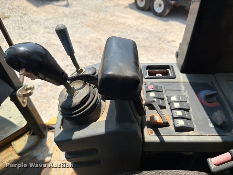 image for item EX2576 2004 Caterpillar IT28G wheel loader