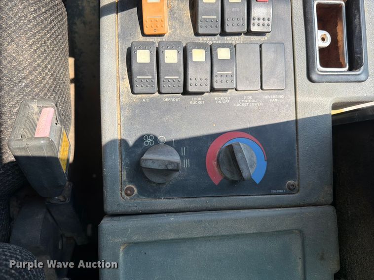 image for item EX2576 2004 Caterpillar IT28G wheel loader