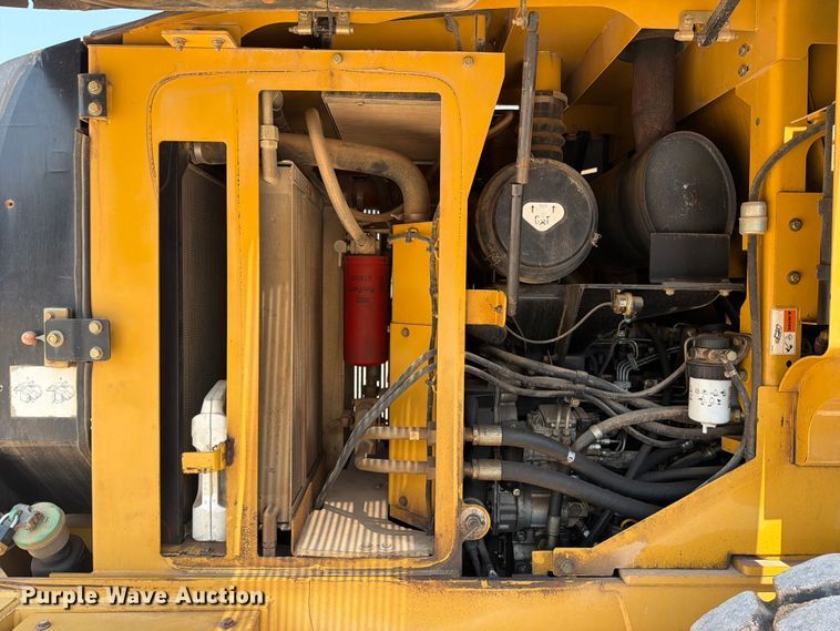 image for item EX2576 2004 Caterpillar IT28G wheel loader