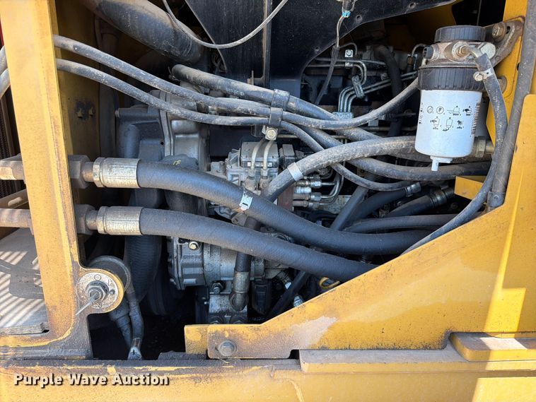 image for item EX2576 2004 Caterpillar IT28G wheel loader