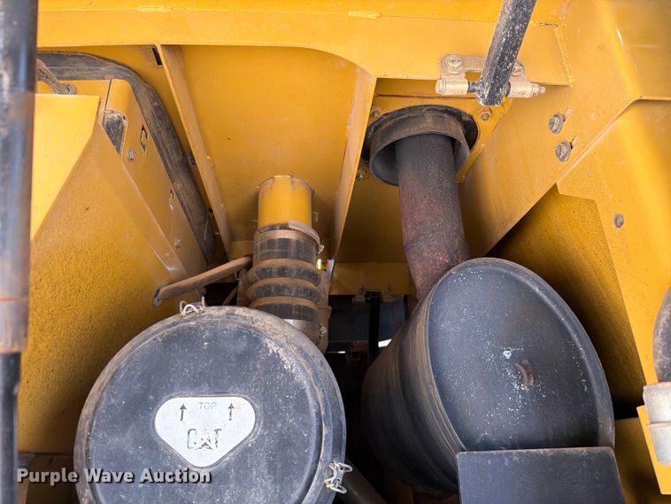 image for item EX2576 2004 Caterpillar IT28G wheel loader