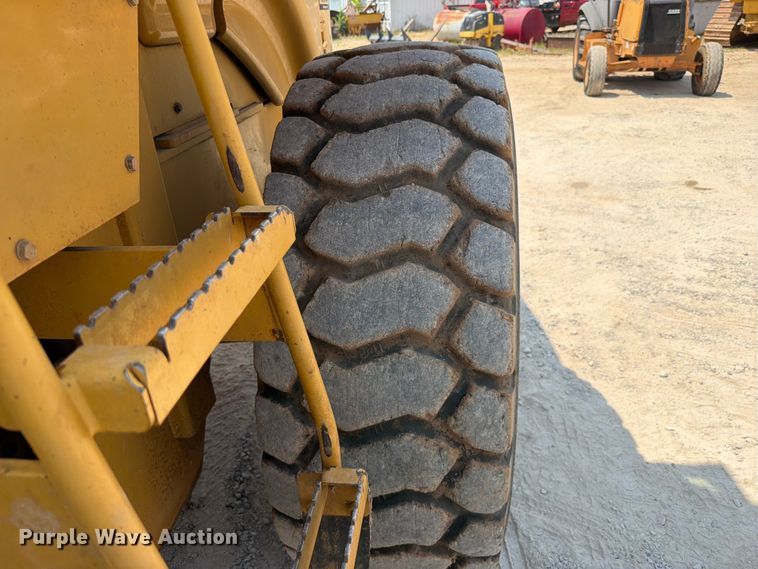 image for item EX2576 2004 Caterpillar IT28G wheel loader