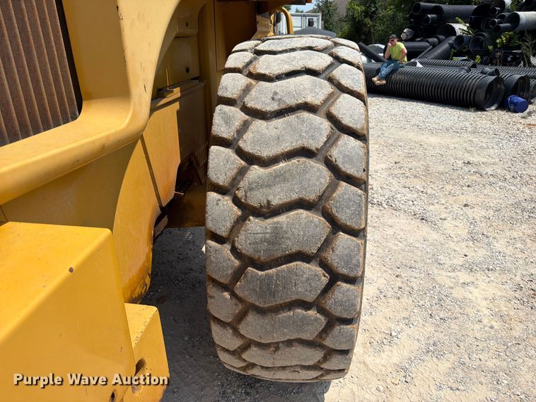 image for item EX2576 2004 Caterpillar IT28G wheel loader
