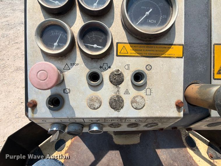 image for item EX2577 1995 Dynapac CA151 single drum roller