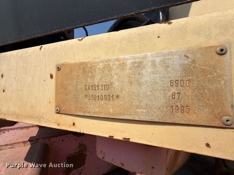 image for item EX2577 1995 Dynapac CA151 single drum roller