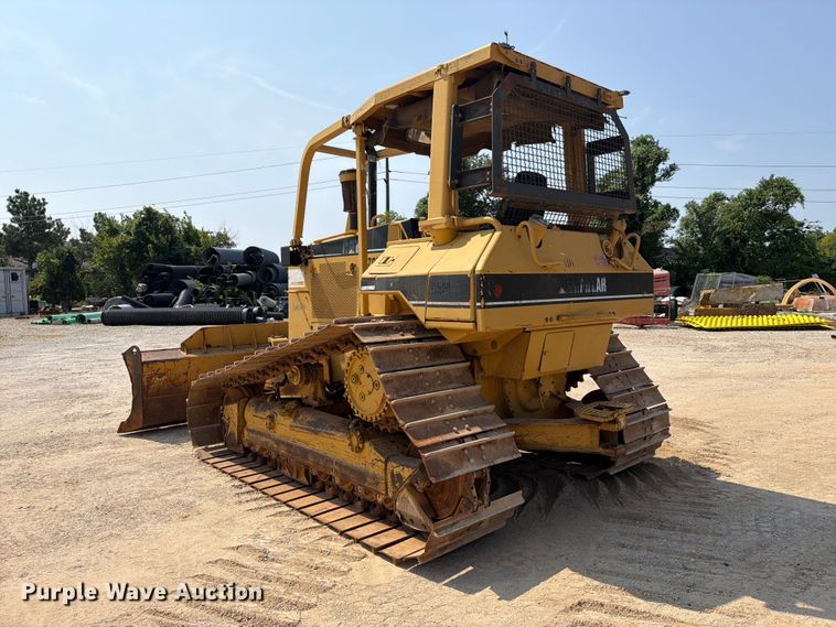 image for item EX2578 2001 Caterpillar D5M dozer
