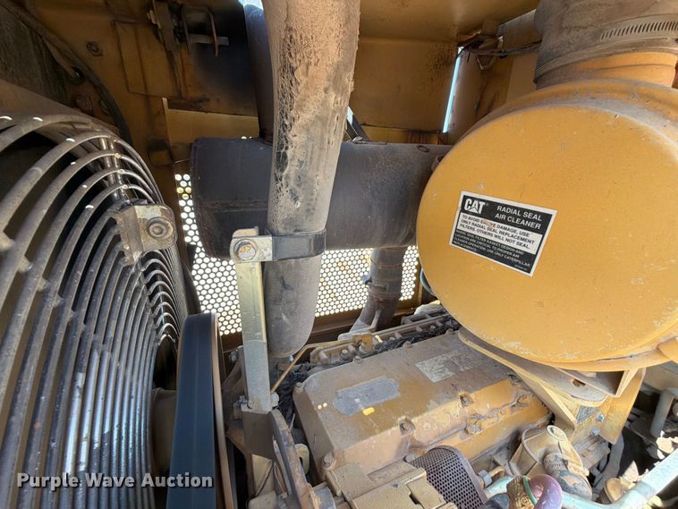 image for item EX2578 2001 Caterpillar D5M dozer