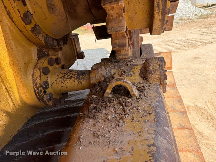 image for item EX2578 2001 Caterpillar D5M dozer