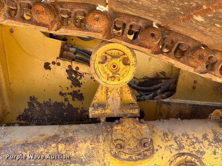 image for item EX2578 2001 Caterpillar D5M dozer