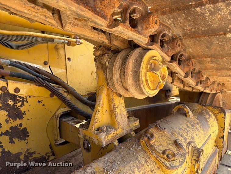image for item EX2578 2001 Caterpillar D5M dozer