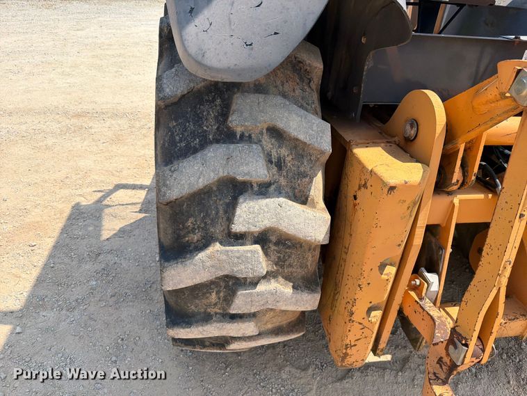 image for item EX2580 2002 Case 570 MXT industrial tractor