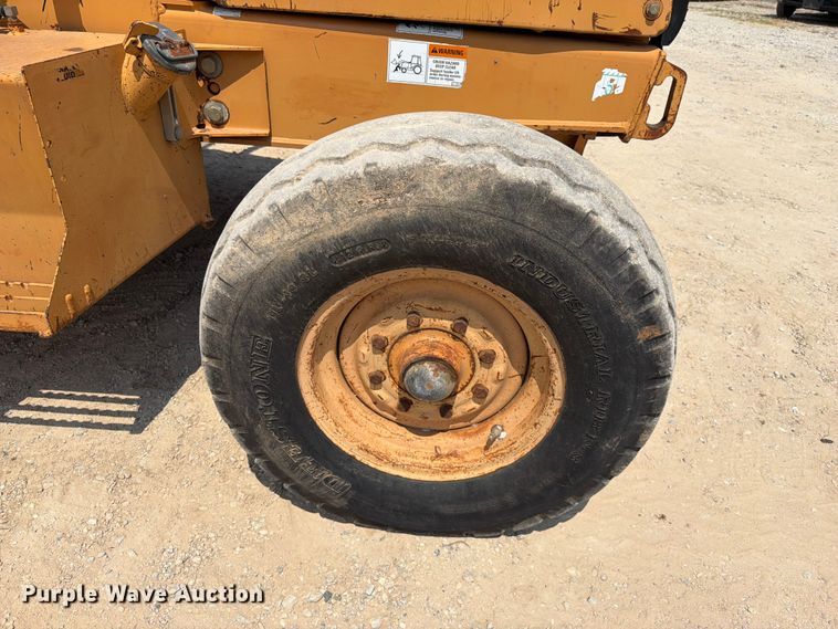 image for item EX2580 2002 Case 570 MXT industrial tractor