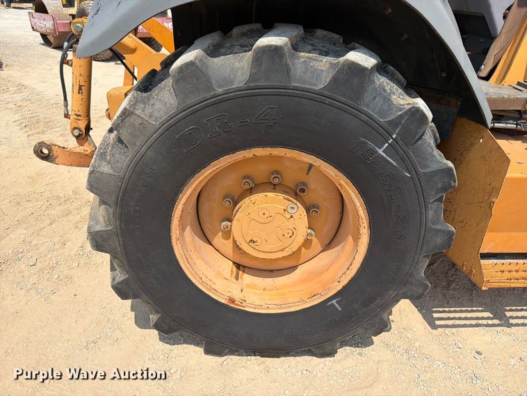 image for item EX2580 2002 Case 570 MXT industrial tractor