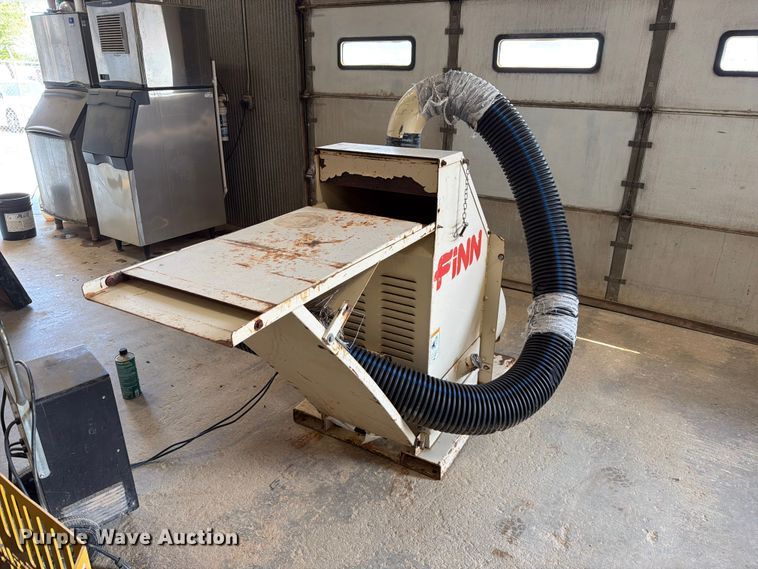 image for item EX2587 Finn B40 straw blower