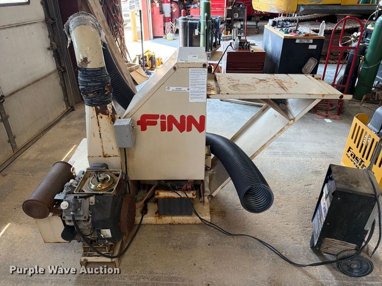 image for item EX2587 Finn B40 straw blower