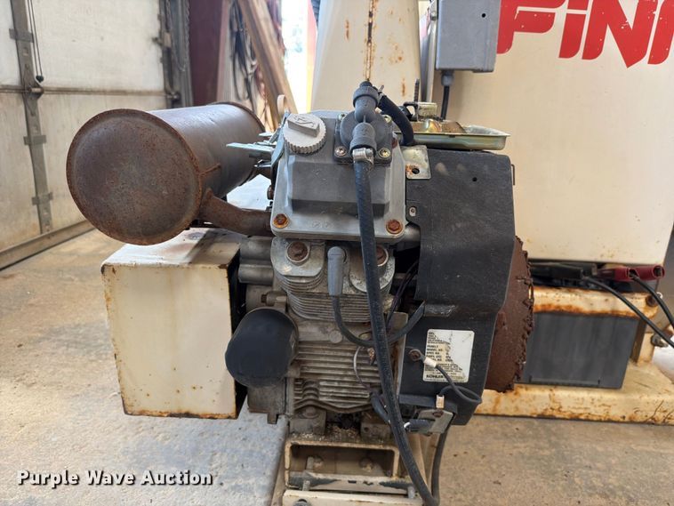 image for item EX2587 Finn B40 straw blower