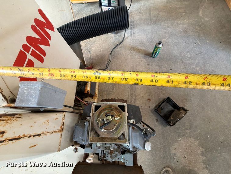 image for item EX2587 Finn B40 straw blower