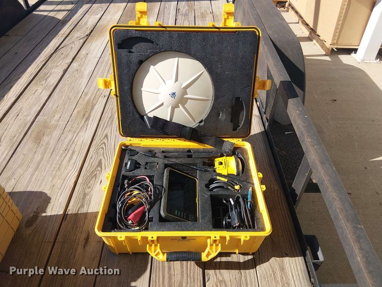 image for item EX3016 Trimble survey equipment
