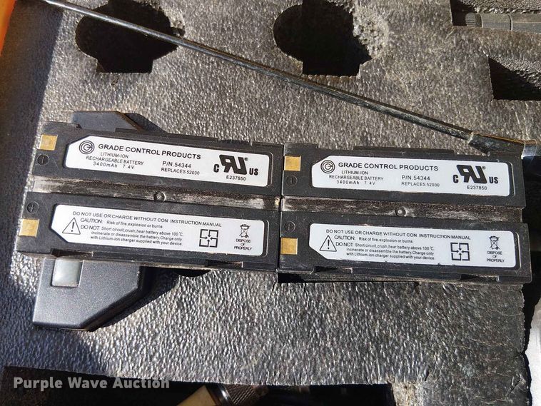 image for item EX3016 Trimble survey equipment