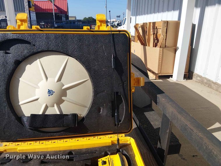 image for item EX3016 Trimble survey equipment